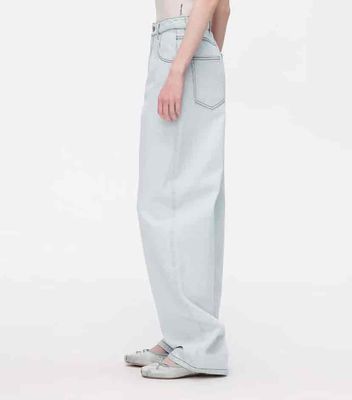 Banana Cut Curved Design Flattering Straight Leg Jeans Vari tipi di corpo