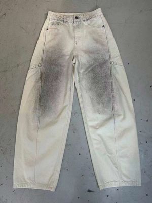 Bottom in denim con cintura alta per una silhouette lusinghiera