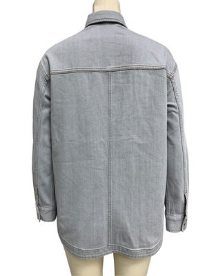 Maglietta in denim di grandi dimensioni per uno stile rilassato e senza sforzo